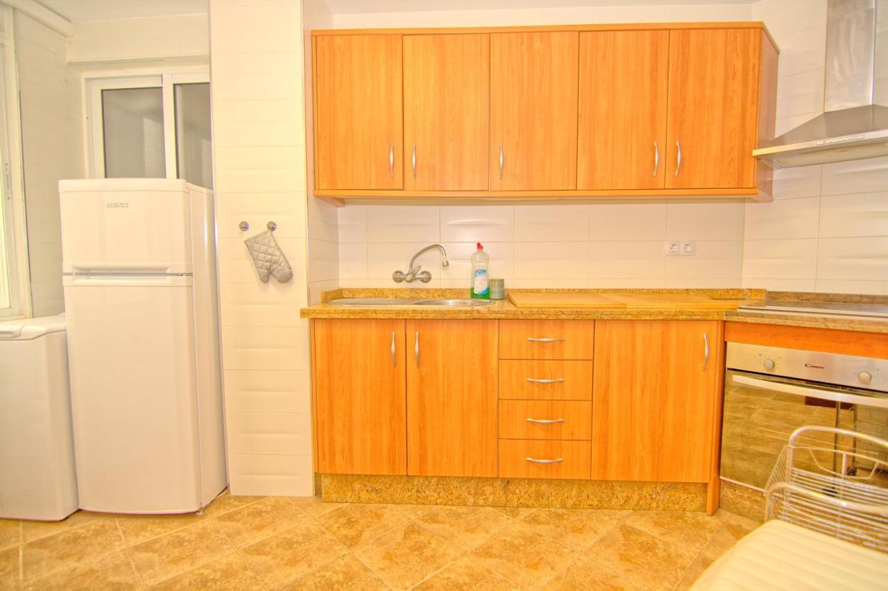 Low Cost Rooms Malaga River Dış mekan fotoğraf
